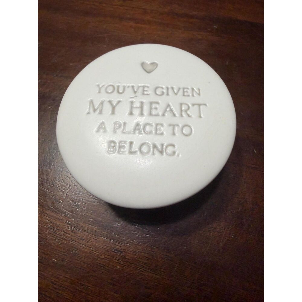 Vintage "You've given My Heart a Place to Belong" Treasure Box Hallmark